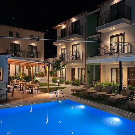 Oro Hotell 3*