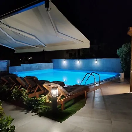 Oro העיירה סקיאתוס